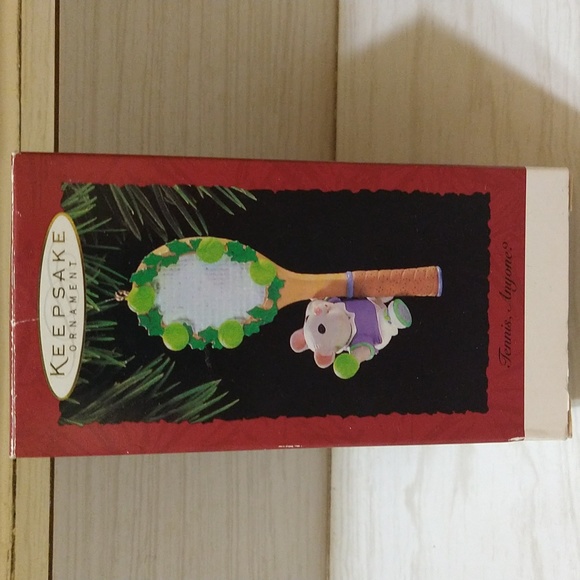 Vintage 1995 "Tennis Anyone?" Mouse with Tennis Racket Keepsake Ornament - Picture 1 of 4